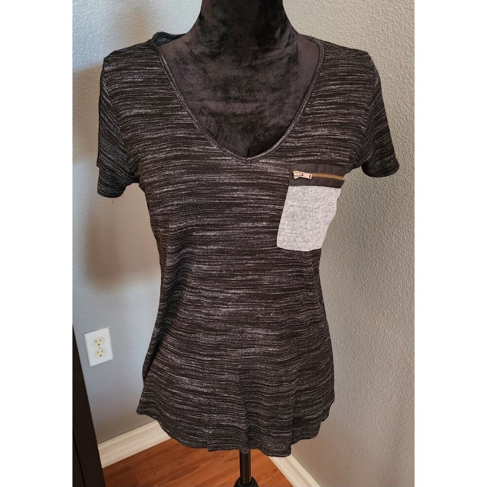 Charlotte Russe Womens Short Sleeve V-Neck Heathered T-Shirt Zipper Pocket Small